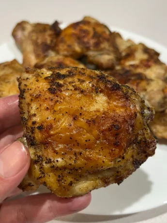 Lemon Pepper Baked Chicken Thighs